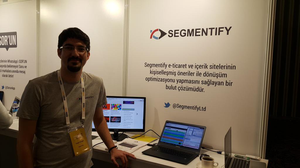 Webrazzi Segmentify Booth